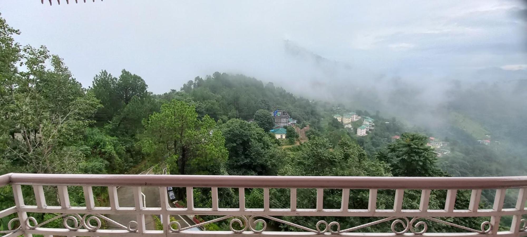 Sunrise Villa Shimla Esterno foto