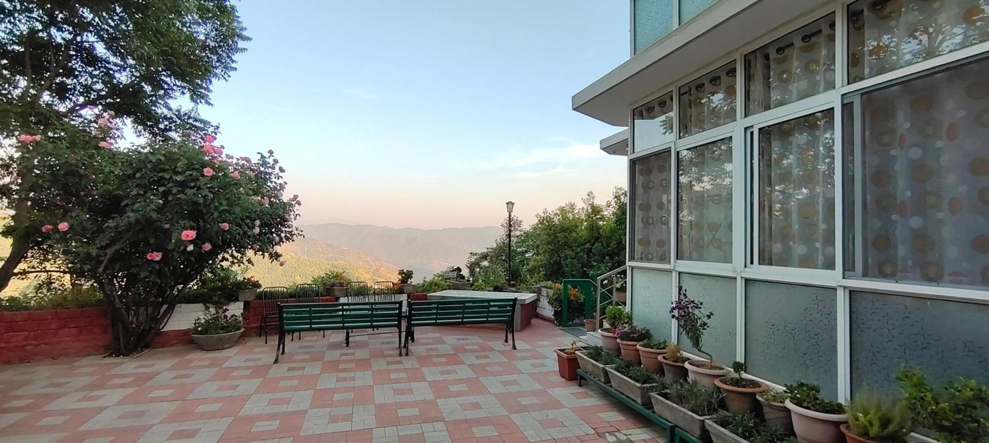 Sunrise Villa Shimla Esterno foto
